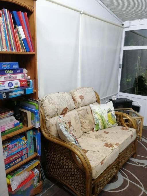 Welsh Miners Cottage Four Bedroom House Treherbert Экстерьер фото