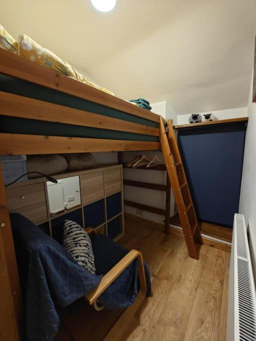 Welsh Miners Cottage Four Bedroom House Treherbert Экстерьер фото