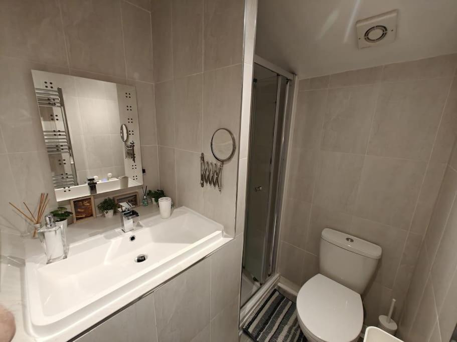 Welsh Miners Cottage Four Bedroom House Treherbert Экстерьер фото